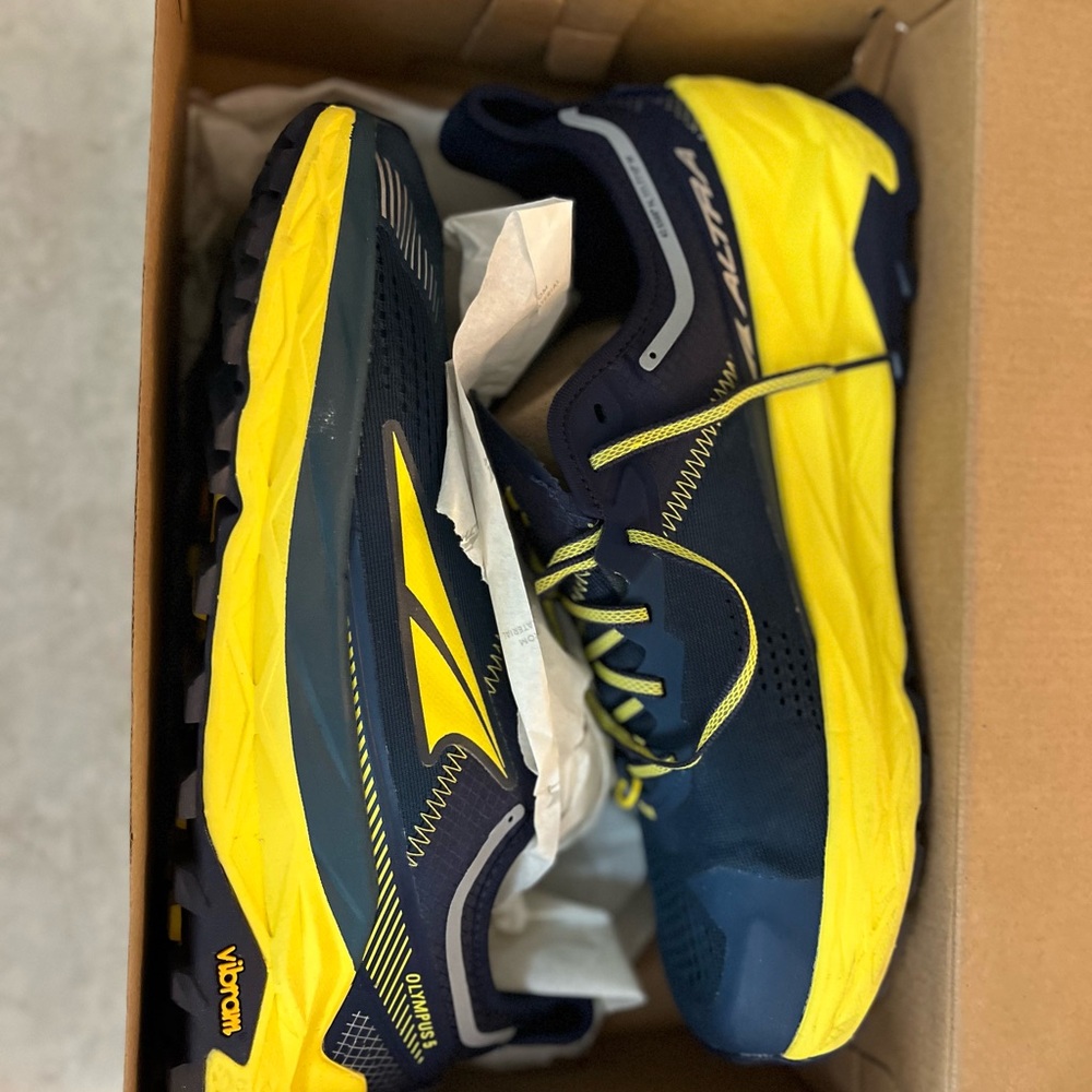 Altra Running Shoes in Yellow and Blue
